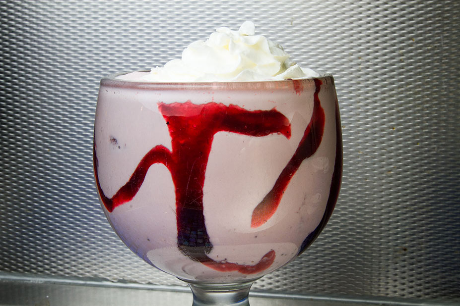 Order Strawberry Shake food online from Moonstruck Eatery store, New York on bringmethat.com