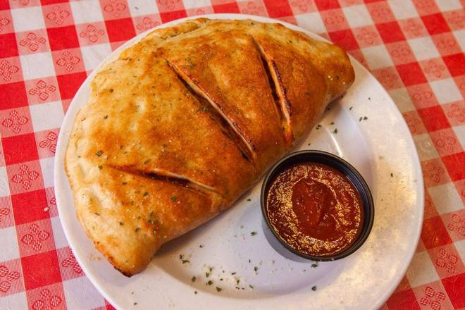 Order Meat Calzone food online from Chicago Pizza store, Arlington on bringmethat.com