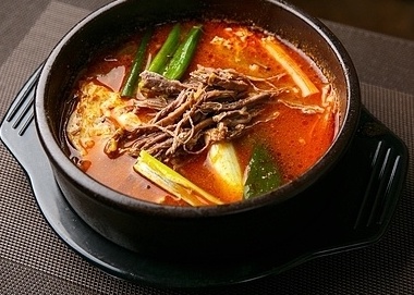 Order 14. Yuk-gae-jang(육개장) food online from Banpojung store, Chicago on bringmethat.com