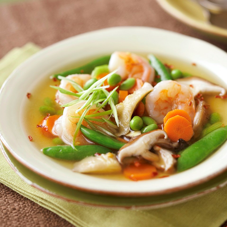 Order Clear Soup food online from Kitchen O China store, Jersey City on bringmethat.com