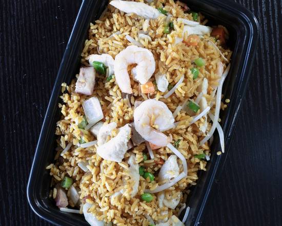 Order House Special Fried Rice food online from Red Dragon store, Chandler on bringmethat.com