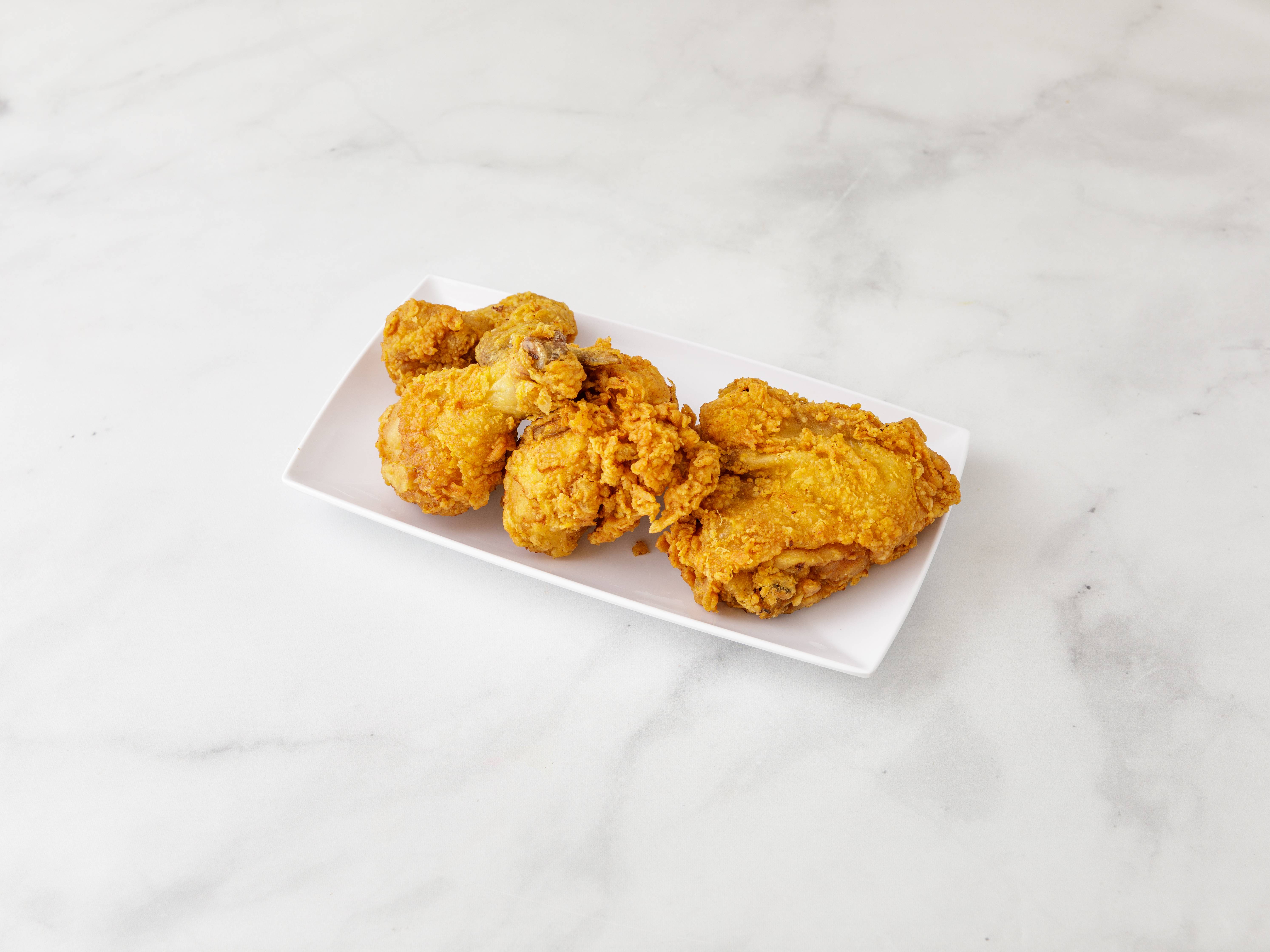 Order 4 Pieces Crown Fried Chicken food online from Crown Chicken and Pizza store, Hackensack on bringmethat.com