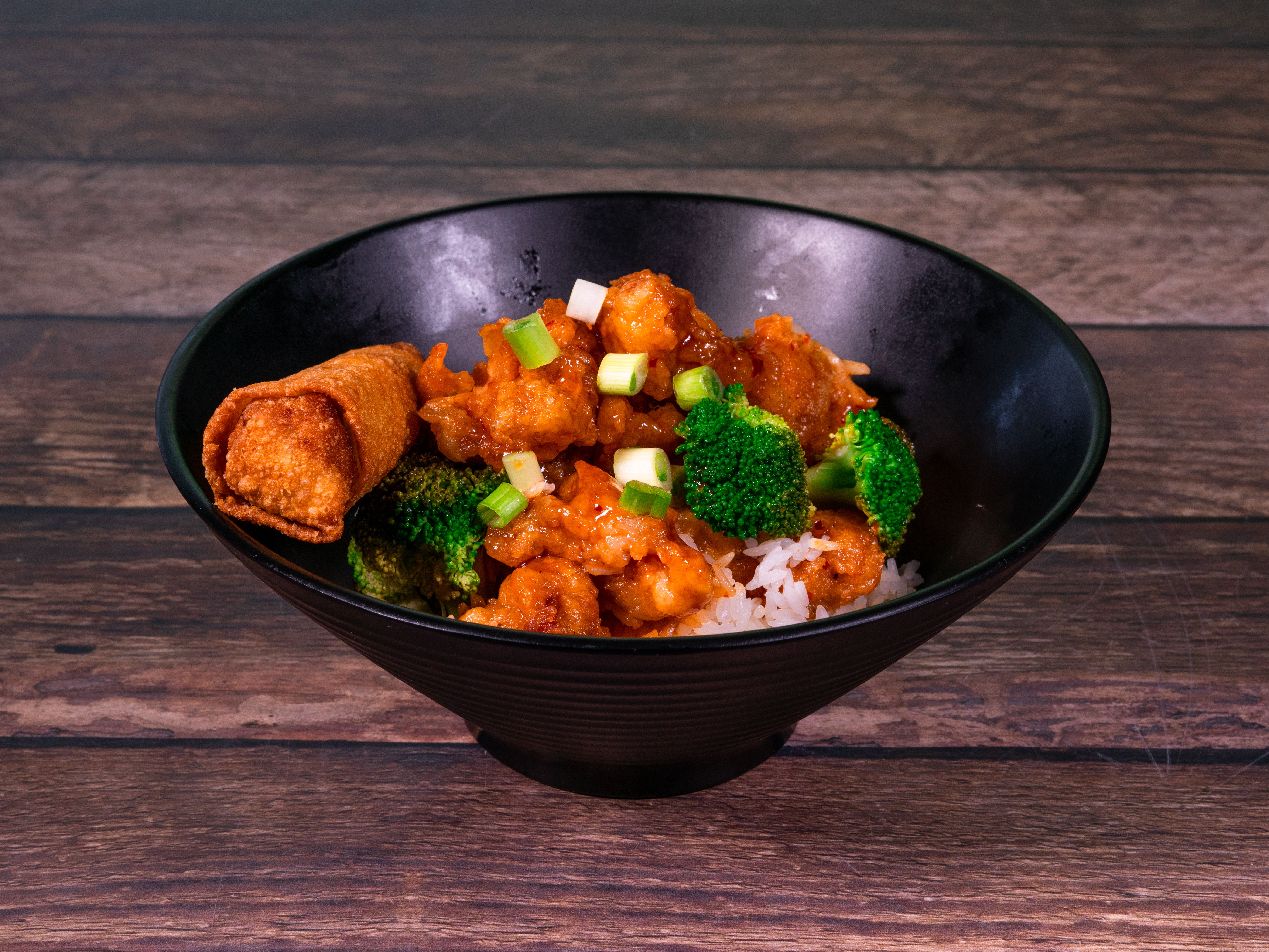 Order General Tso's Chicken Dinner Combo food online from New Hong Kong Express store, Corpus Christi on bringmethat.com