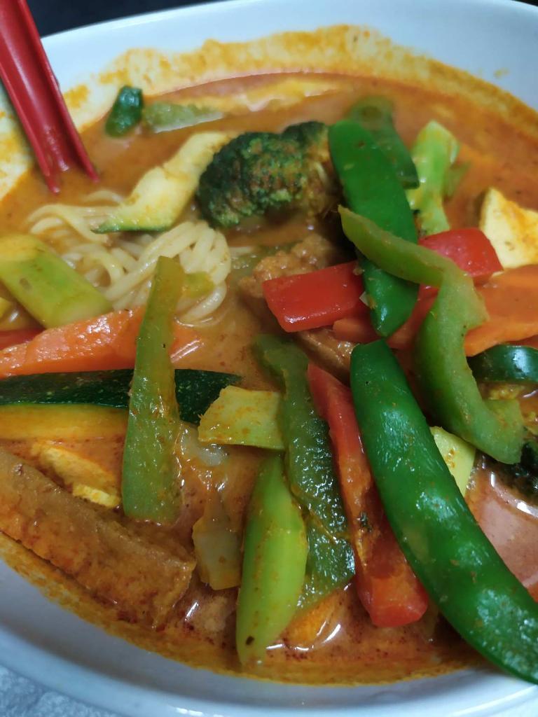 Order Vegetarian Curry Ramen Soup food online from Dao palate store, Brooklyn on bringmethat.com