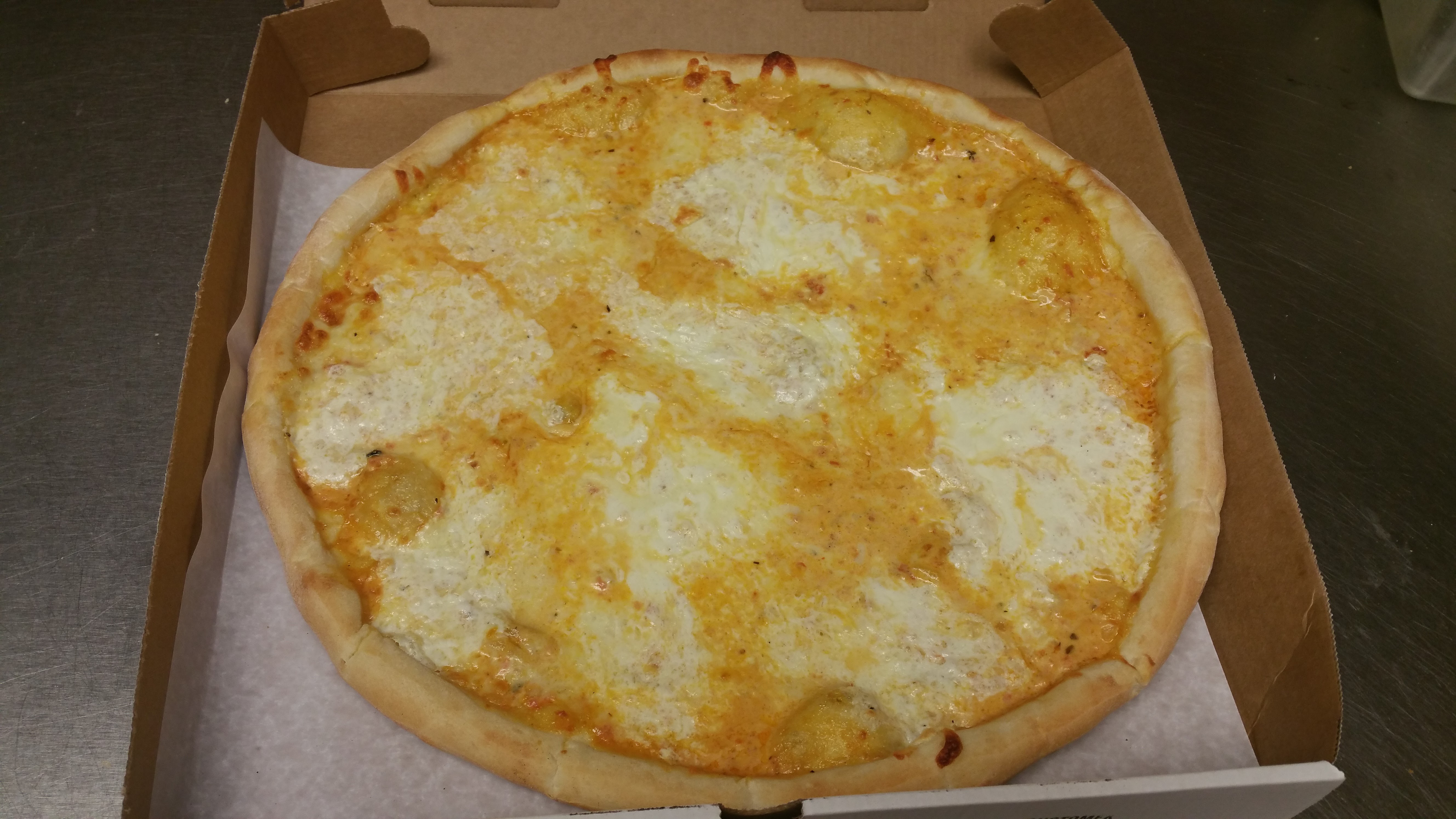 Order Vodka Sauce Pizza food online from Pizzarelli's Pizza store, Scarsdale on bringmethat.com