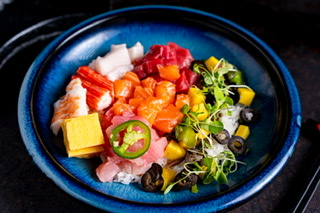 Order Chirashi Poke Bowl food online from Kinha Sushi store, Garden City on bringmethat.com