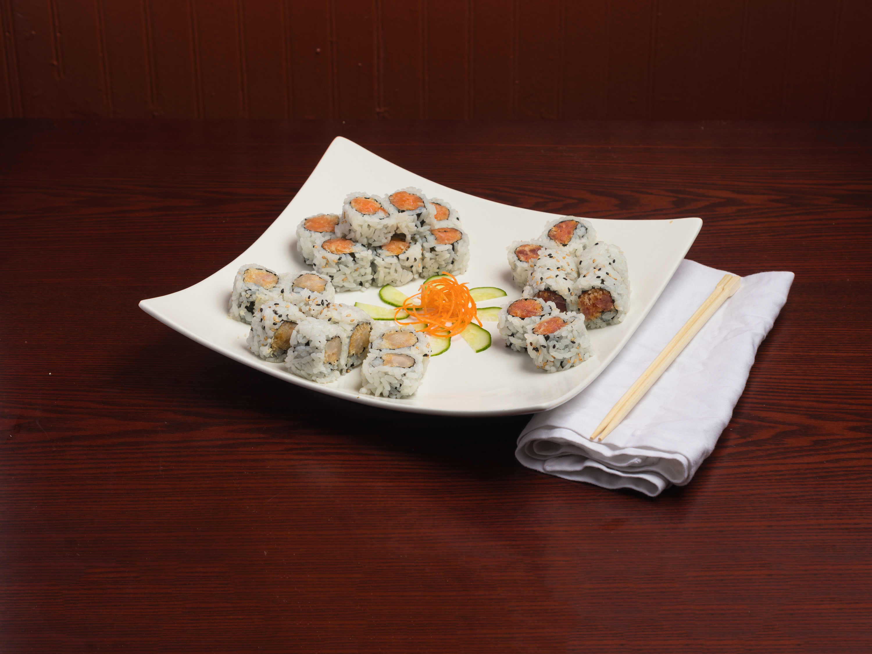 Order J102. Spicy Maki Combo Dinner food online from Nagoya store, Medford on bringmethat.com