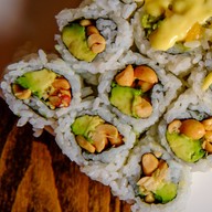 Order R17. Peanut Avocado Roll food online from Ten Ten Buffet Grill & Sushi store, Kalamazoo on bringmethat.com