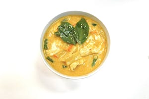 Order 21. Red Curry food online from Golden Thai Kitchen store, Phoenix on bringmethat.com