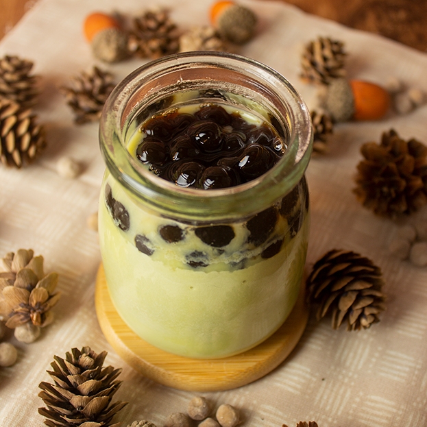 Order Japanese Matcha Pudding w/ Boba food online from Hello Jasmine store, Chicago on bringmethat.com