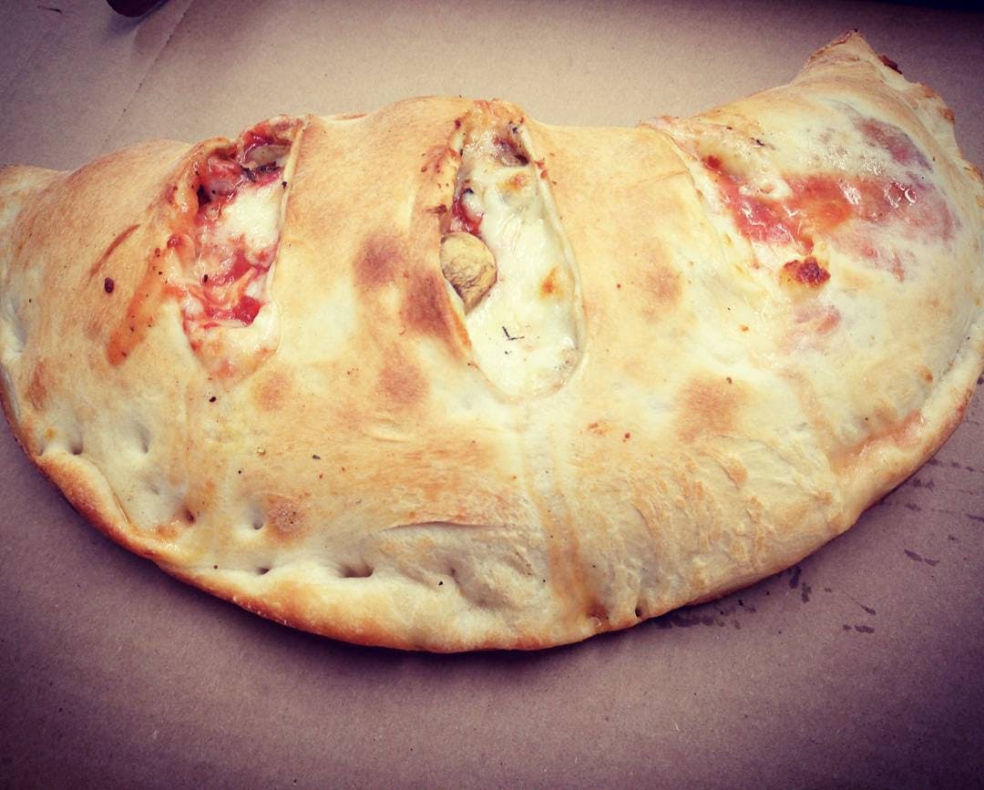 Order Calzone - Calzone food online from Pizza Bono store, Plattsburgh on bringmethat.com