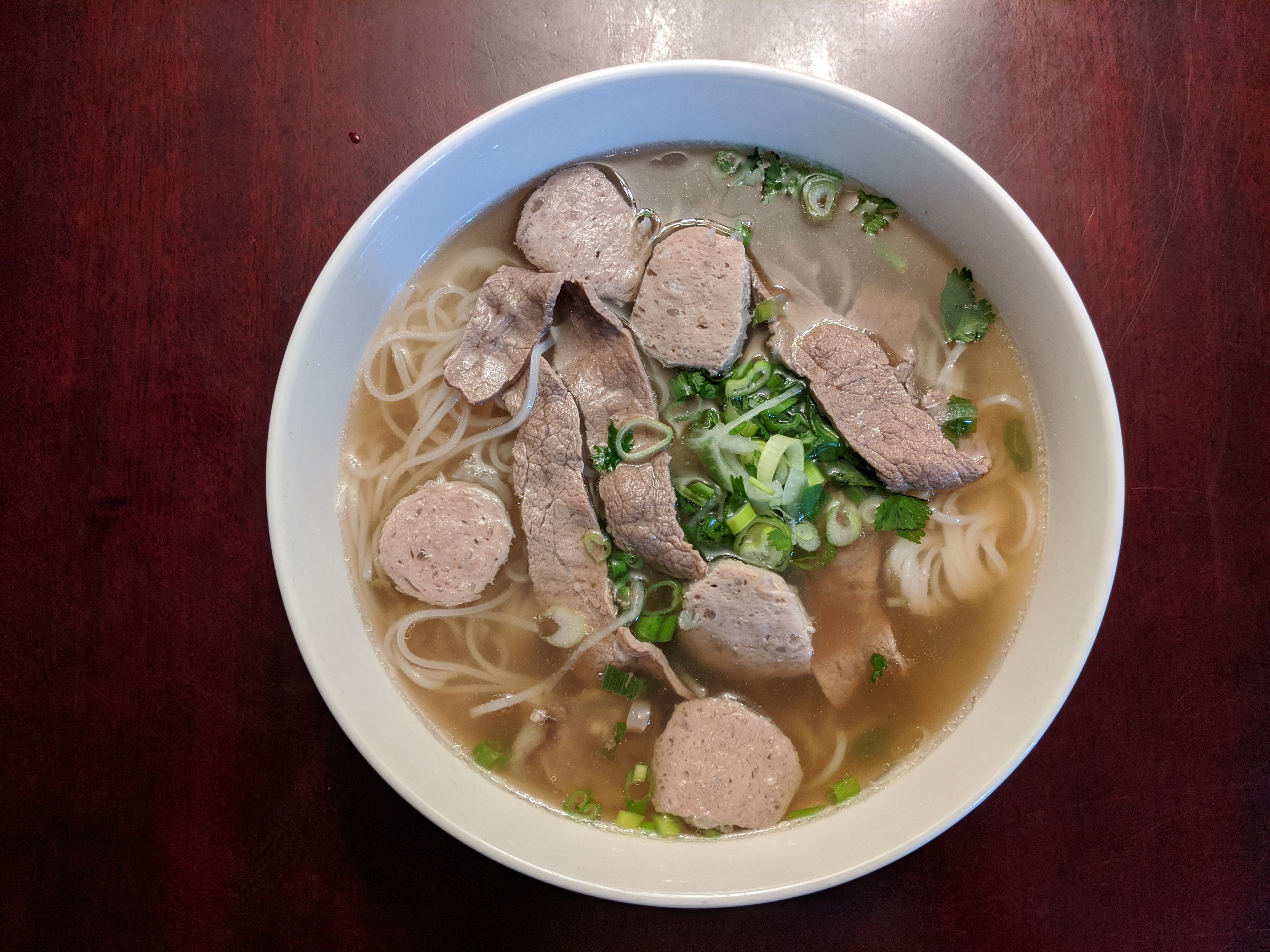 Order P2. Pho with Rare Beef and Beefballs food online from Bac Lieu Restaurant store, San Francisco on bringmethat.com