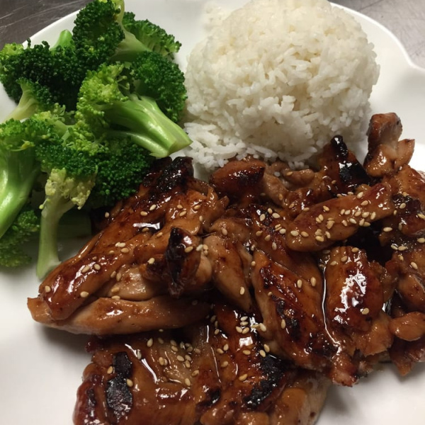 Order 34.. Chicken Sesame Special food online from Thai Elephant Morro Bay store, Morro Bay on bringmethat.com