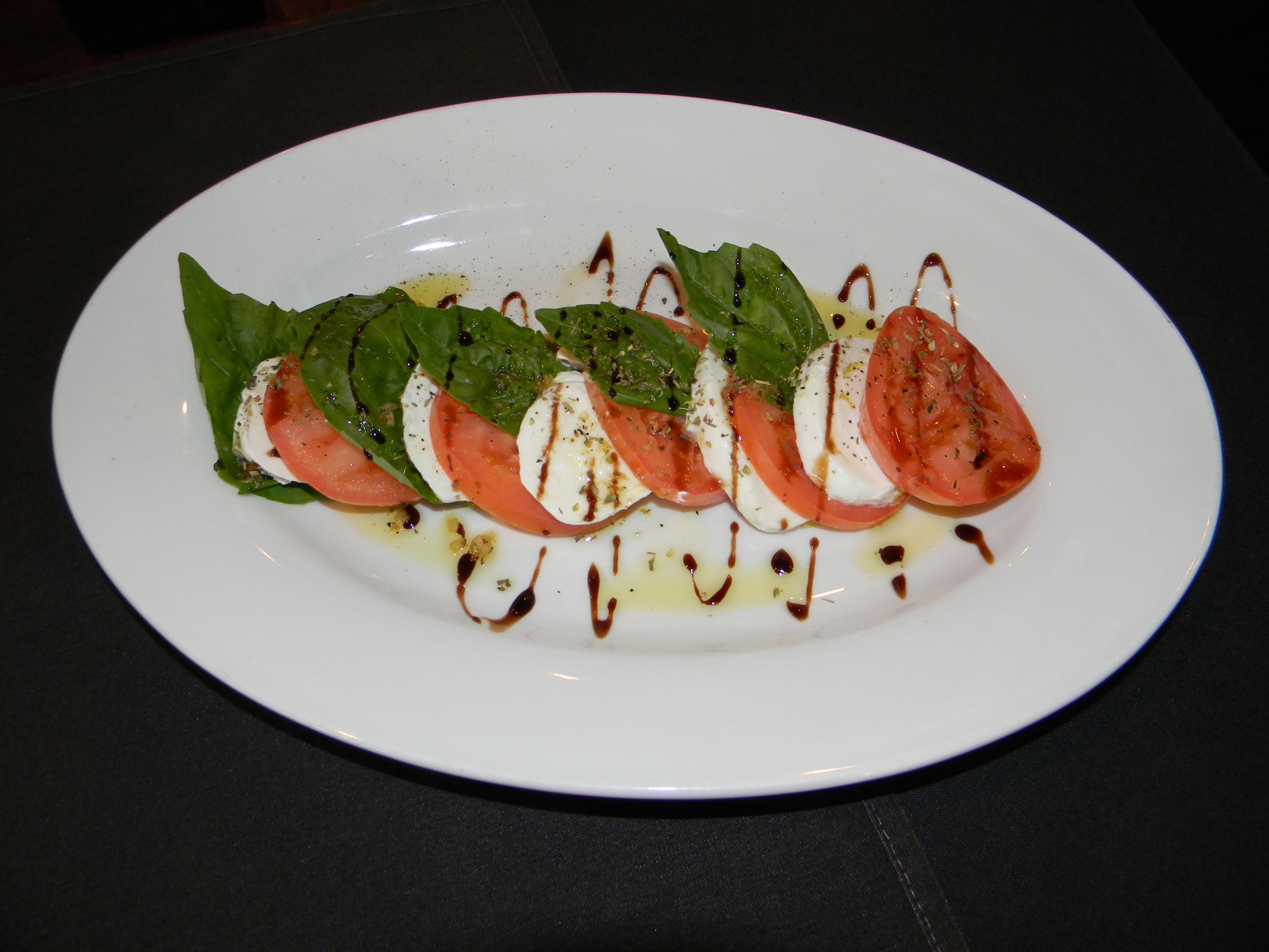 Order Insalata Caprese food online from Russo's New York Pizzeria store, Houston on bringmethat.com