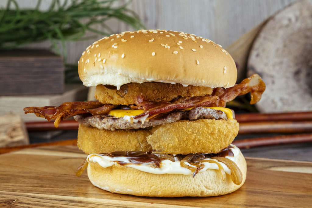 Order Western Bacon Cheeseburger food online from Tom #1 World Famous Chiliburgers store, Carson on bringmethat.com