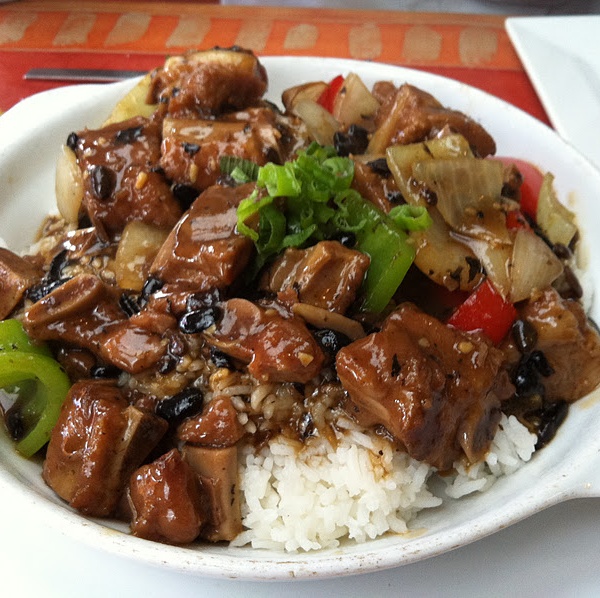 Order 62. Roast Pork with Pepper and Onions food online from China Gourmet store, Palmetto Bay on bringmethat.com