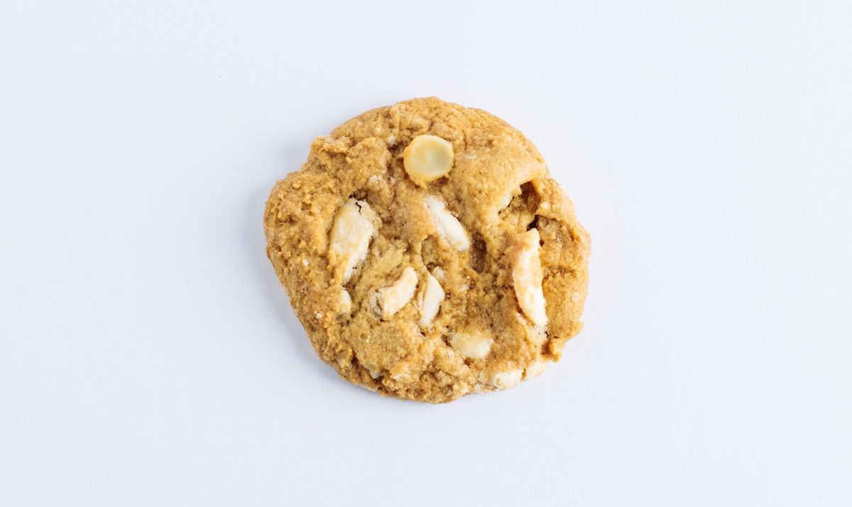 Order White Chocolate Chip Macadamia Nut Cookie  food online from Tokyo Joes store, Denver on bringmethat.com