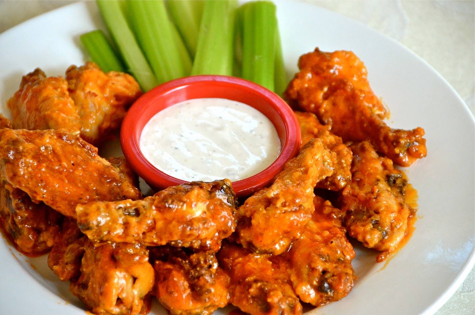 Order Buffalo Wings - 10 Pieces food online from Boston Style Pizza store, Wynnewood on bringmethat.com
