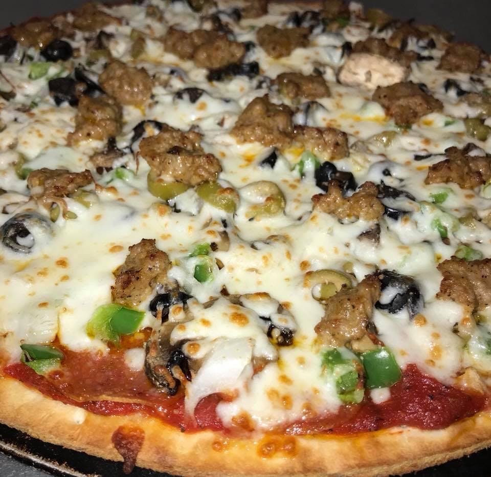 Order Jimmy's Super Deluxe Pizza - Small 10'' food online from Jimmy's Pizza Litchfield store, Litchfield on bringmethat.com