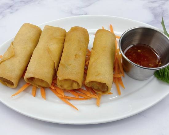 Order Crispy Vegetarian Spring Rolls food online from Thai Curry store, Arlington on bringmethat.com