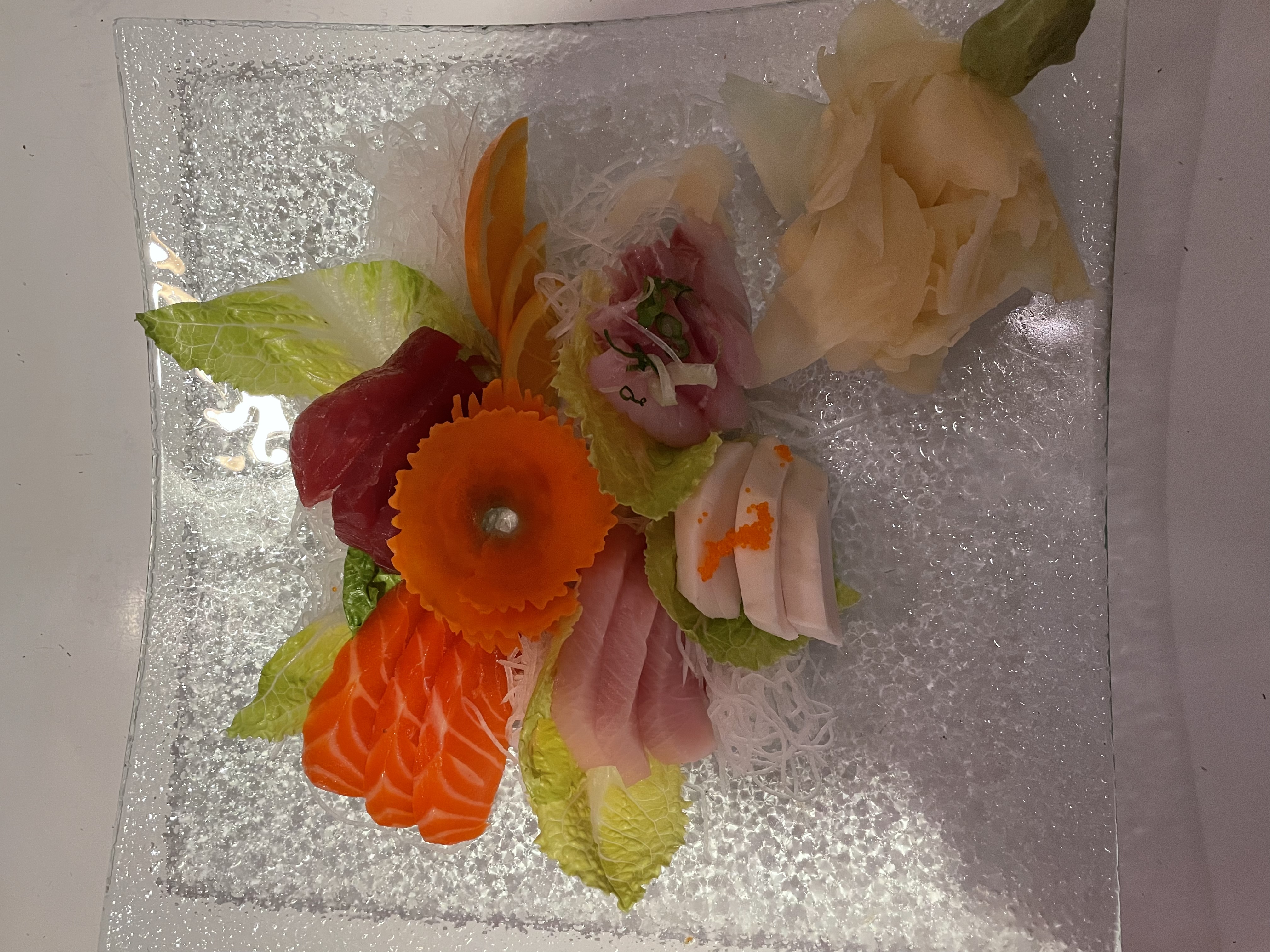 Order D3. Regular Sashimi Dinner Entree food online from Tokyo house store, Bronx on bringmethat.com