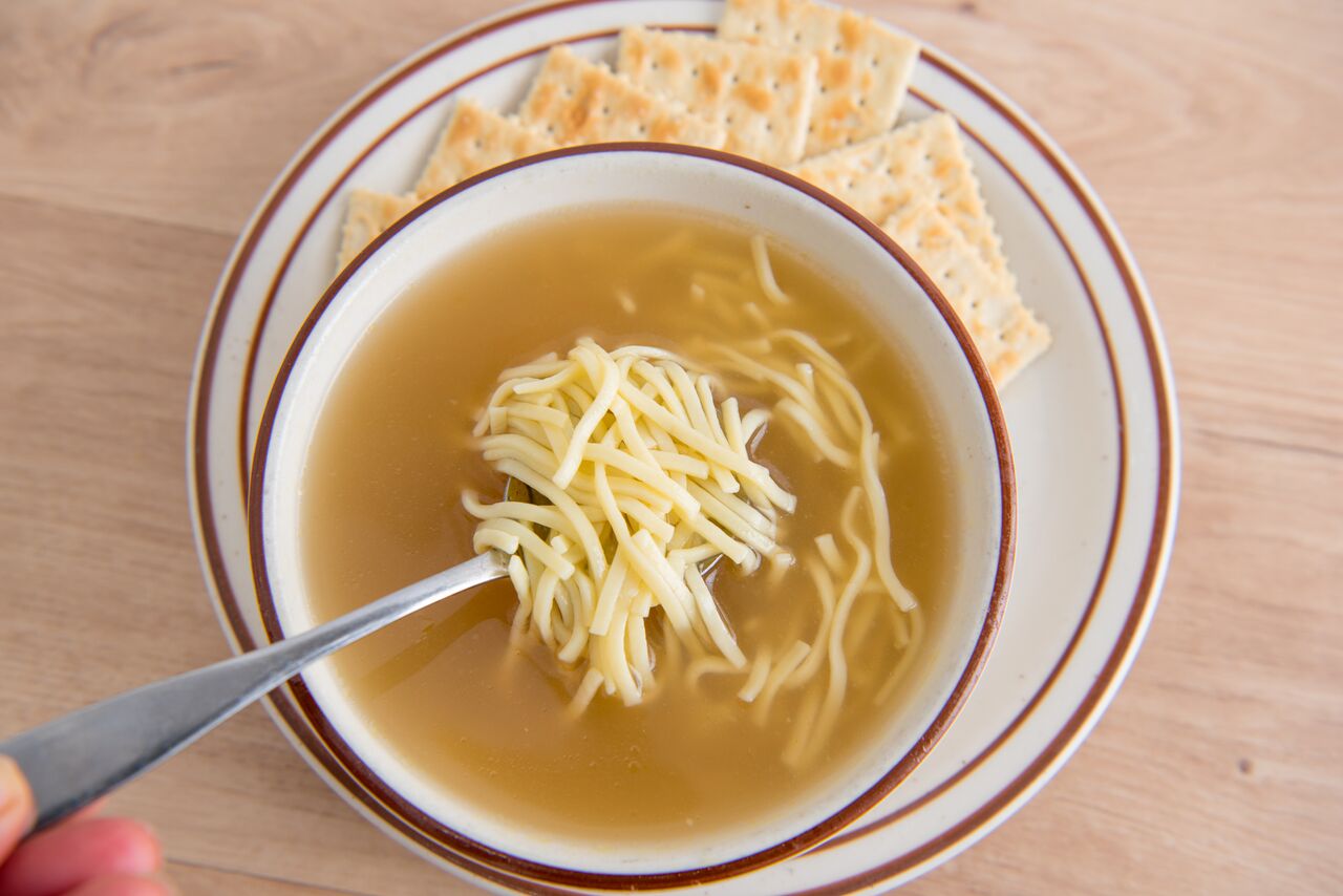 Order Chicken Broth Soup food online from Canter Deli store, Los Angeles on bringmethat.com