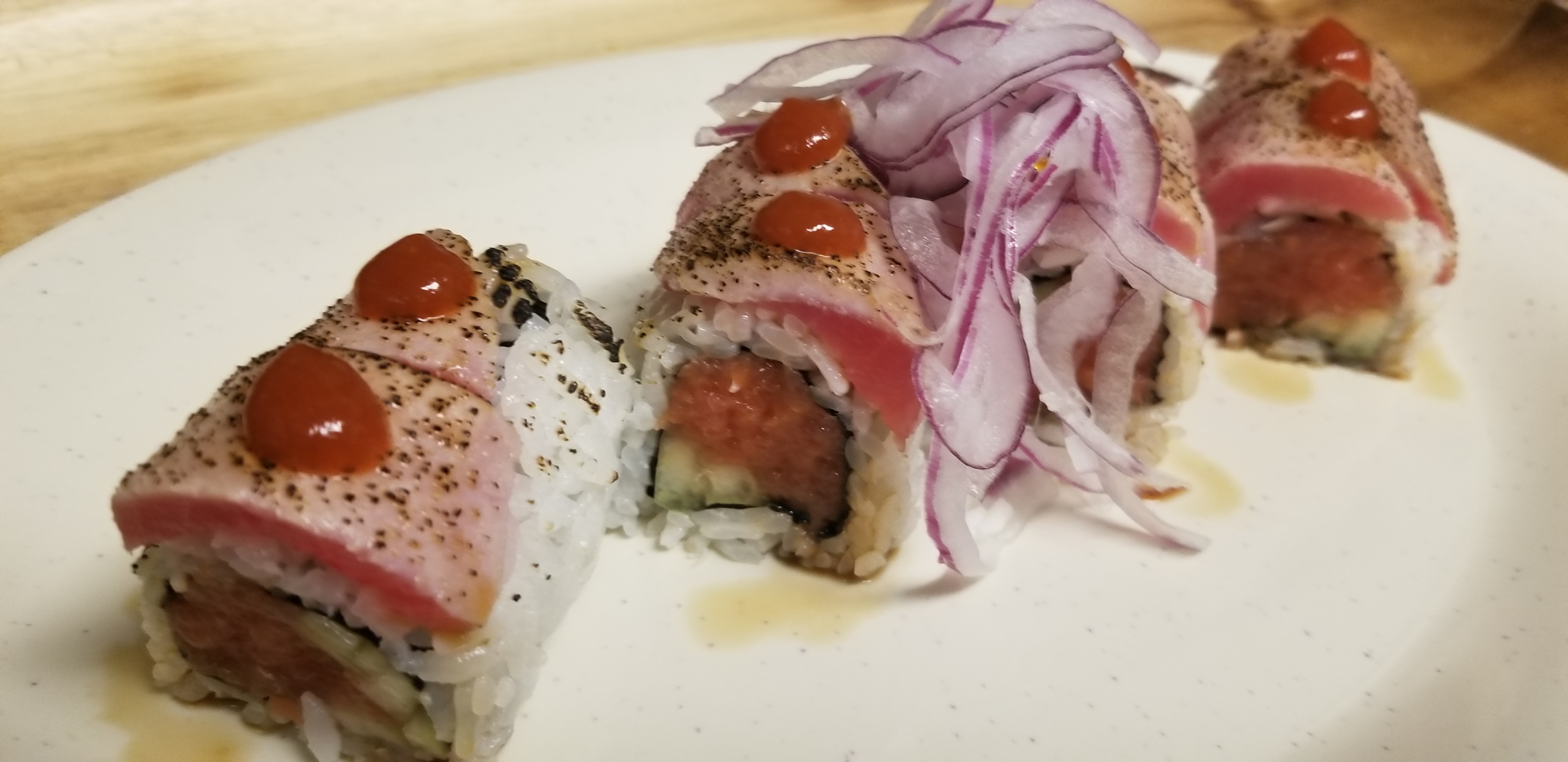 Order Spicy Tuna Tataki Roll food online from Cu Sushi store, Salinas on bringmethat.com