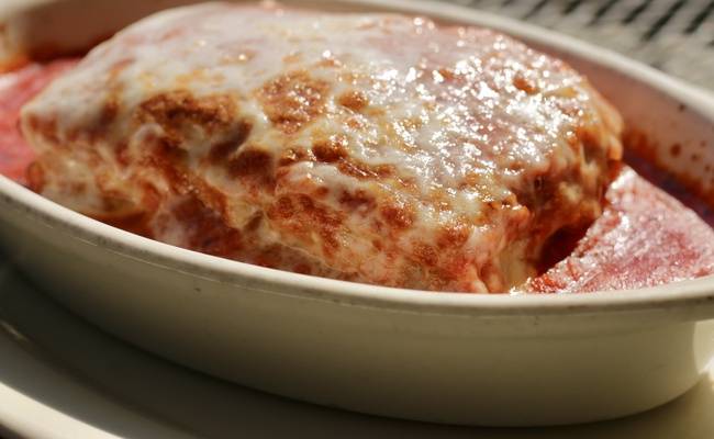 Order Baked Lasagna food online from Bambinelli'S Italian Restaurant store, Atlanta on bringmethat.com