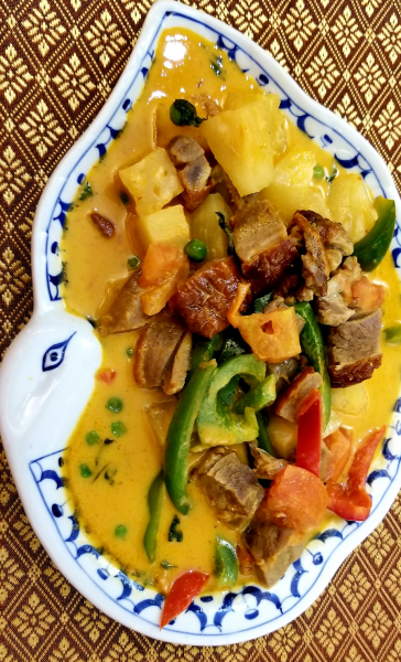 Order 35. Duck Curry food online from Thai House Restaurant store, Danville on bringmethat.com