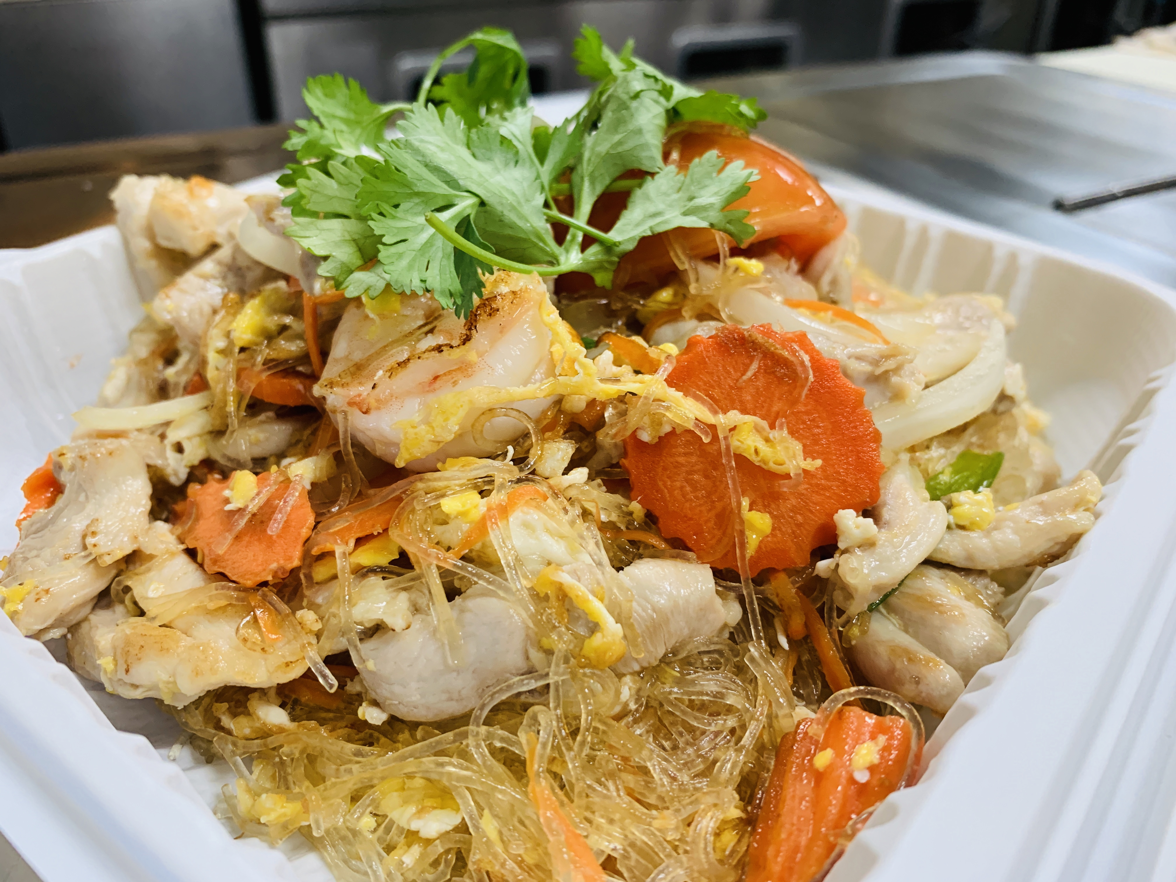 Order Pad Woon Sen  food online from Shine Thai Cuisine store, Daly City on bringmethat.com
