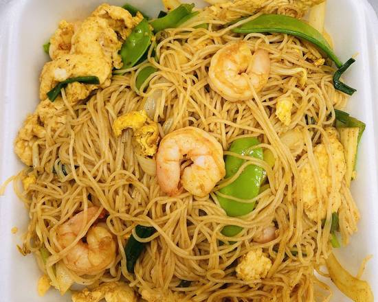 Order Singapore Style Rice Vermicelli food online from Wok On Fire store, Austin on bringmethat.com