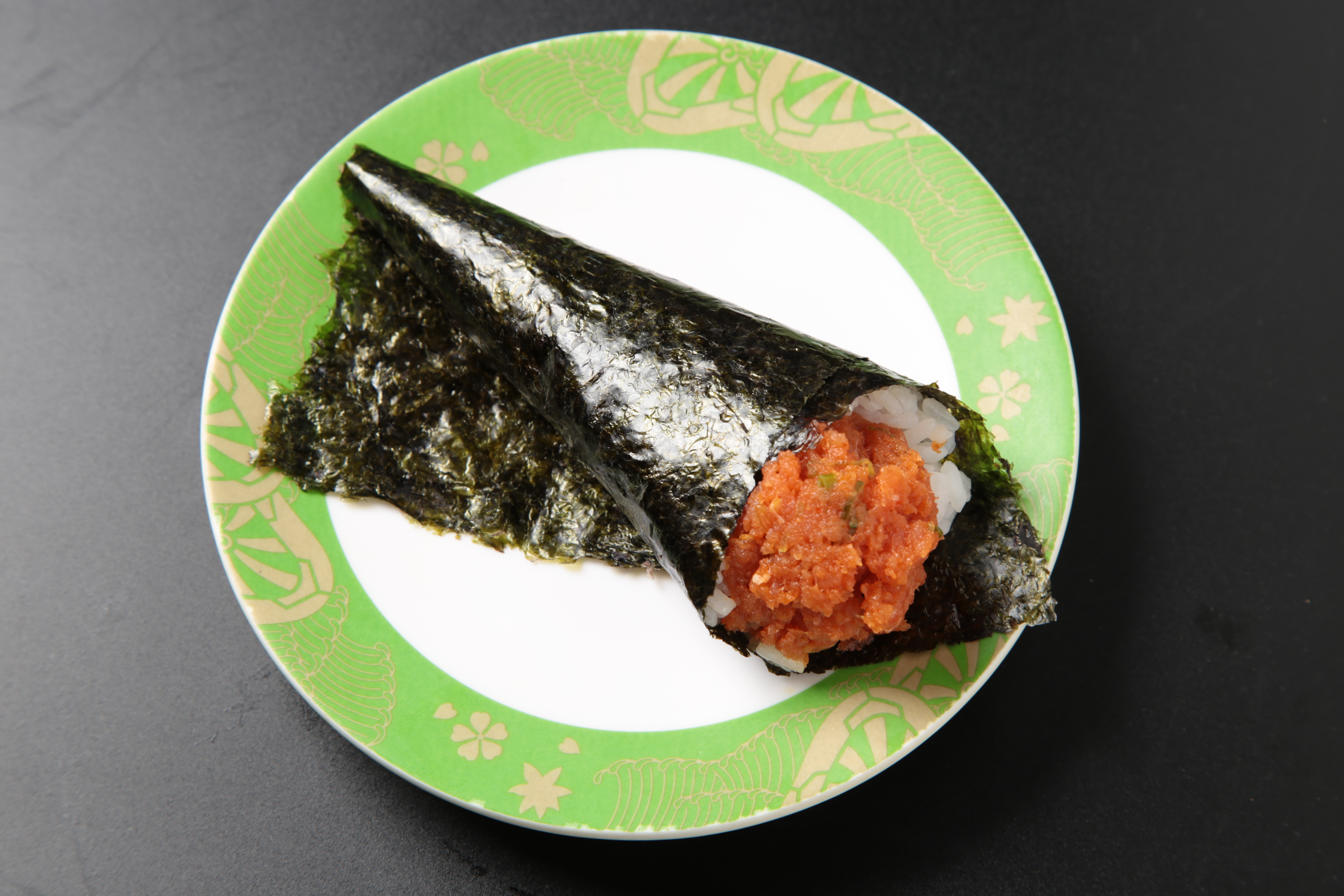 Order Spicy Tuna Temaki food online from Izumi Revolving Sushi store, Daly City on bringmethat.com