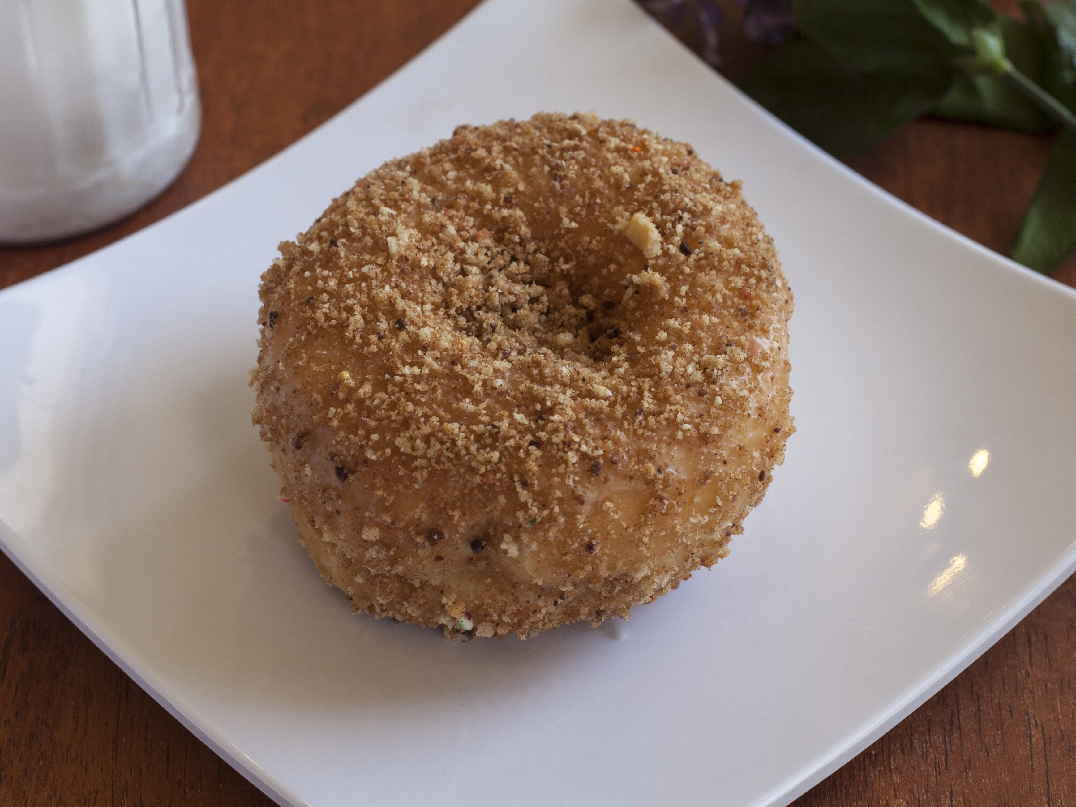 Order Cinnamon Crumb Raised food online from Winchell's donut store, Denver on bringmethat.com