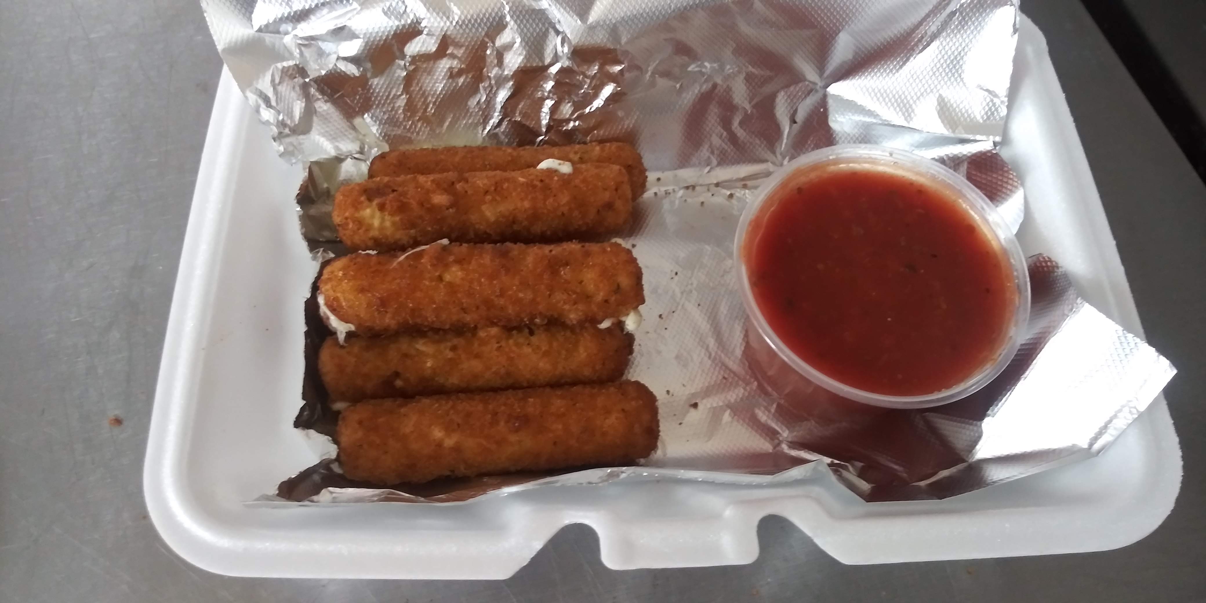 Order Mozzarella Sticks with Sauce food online from Pizza Italia store, Pittsburgh on bringmethat.com