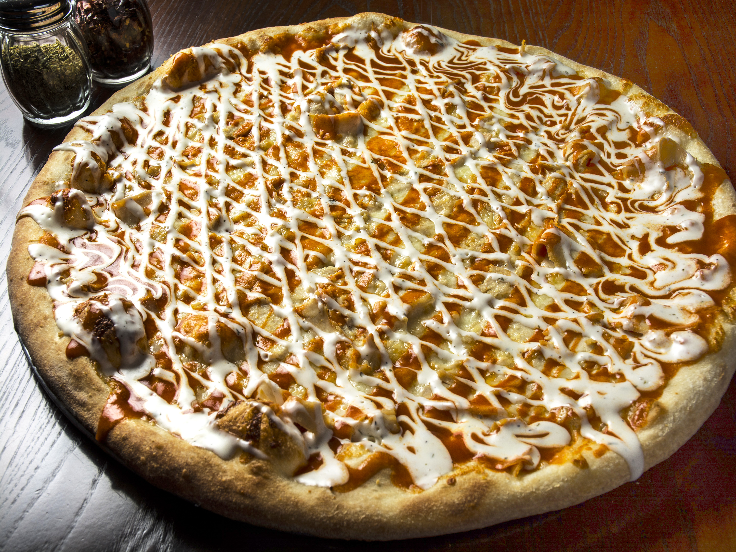 Order 10. Buffalo Chicken Pie Special food online from Bongiorno New York Pizzeria store, Temecula on bringmethat.com