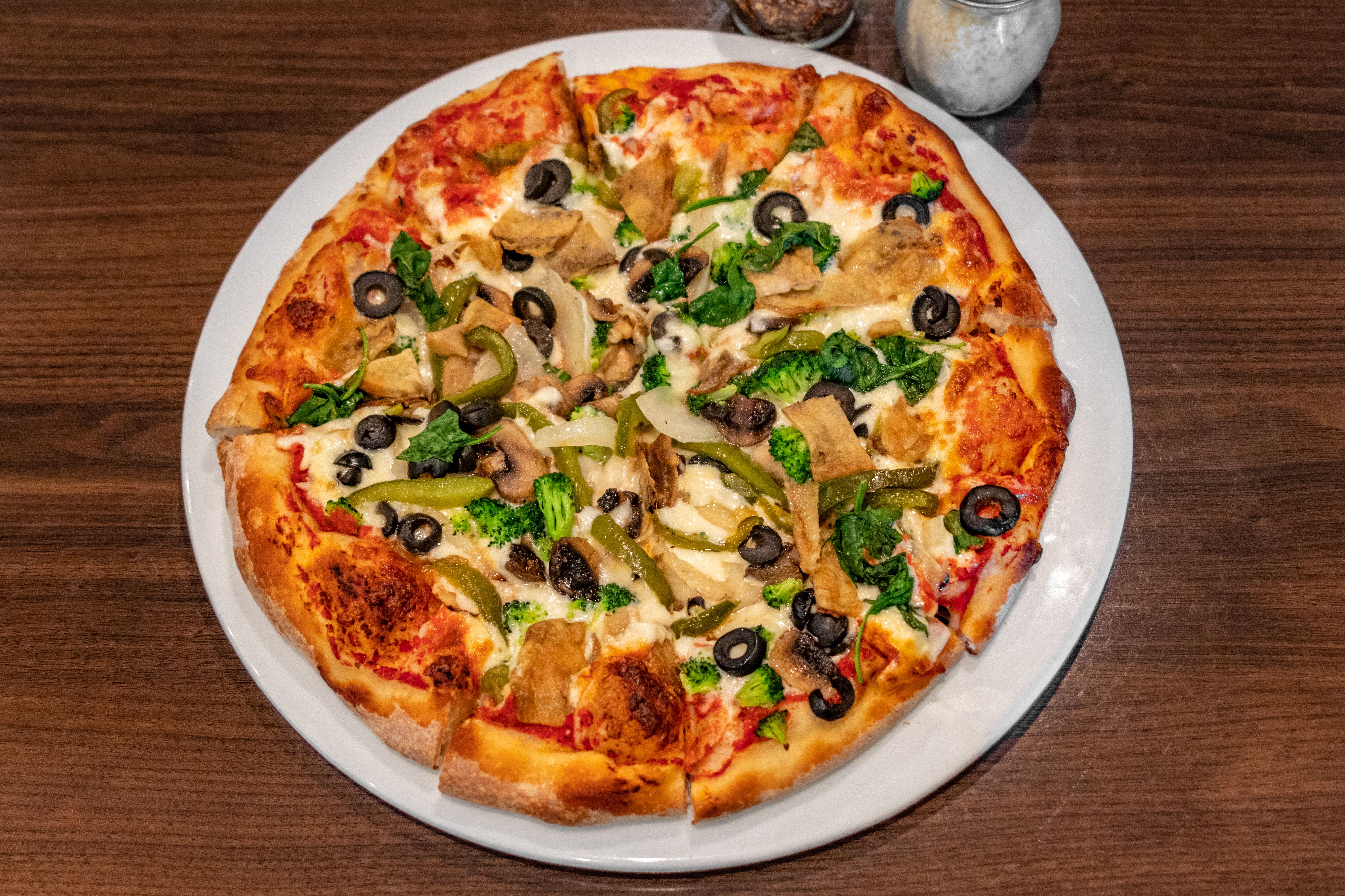 Order Veggie Pizza - Small food online from Darcos Restaurant store, Bethel on bringmethat.com