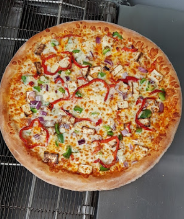 Order Chicken Tikka Pizza food online from Taza Kitchen & Pizza store, Norristown on bringmethat.com