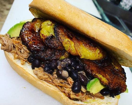 Order Pabellon Sandwich (small) food online from Domingo'S Bakery store, Kearny on bringmethat.com