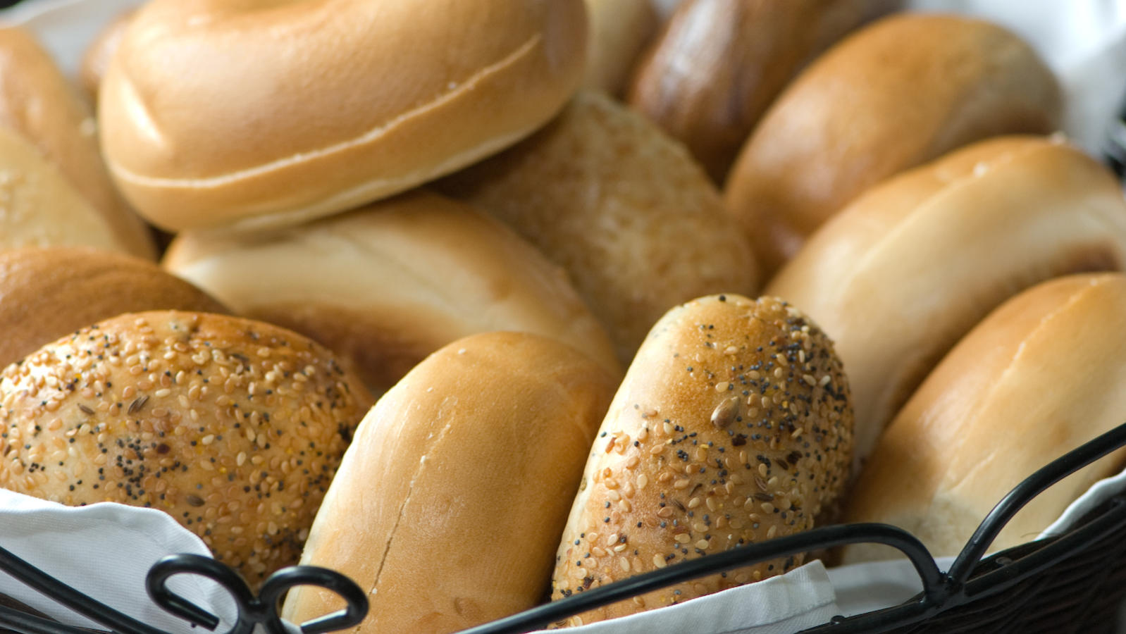 Order Bagel with plain cream cheese food online from Drnk Coffee + Tea store, Sterling on bringmethat.com