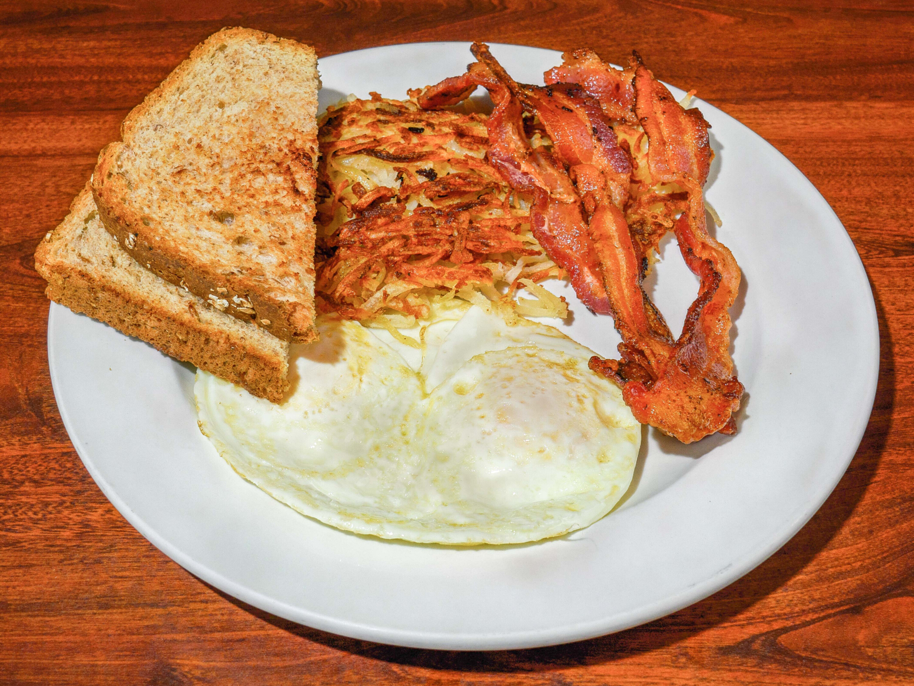 Order One Egg Classic food online from Bacon's Bistro and Cafe store, Hurst on bringmethat.com