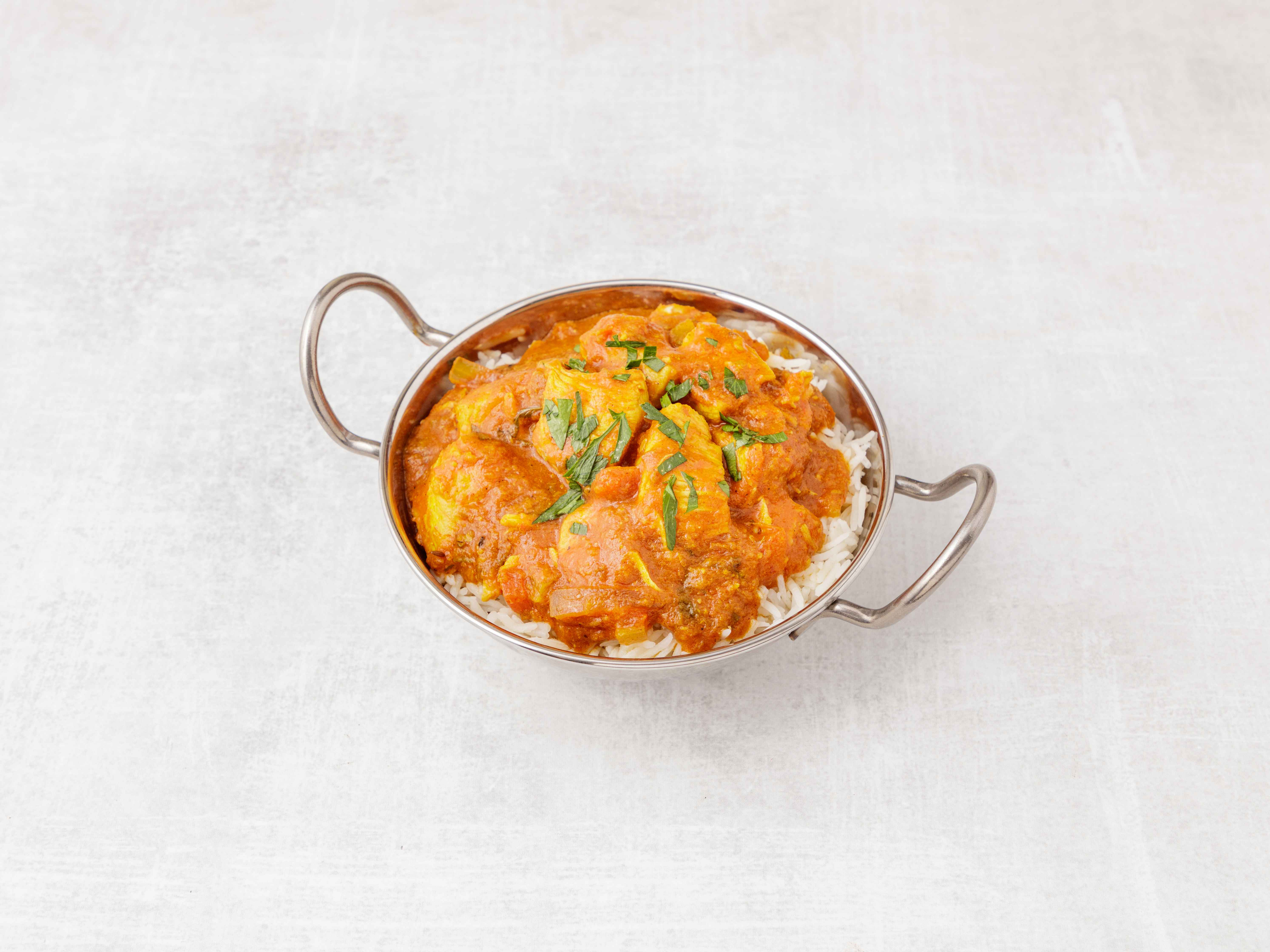 Order Chicken Curry food online from Bombay Olive store, West Hartford on bringmethat.com