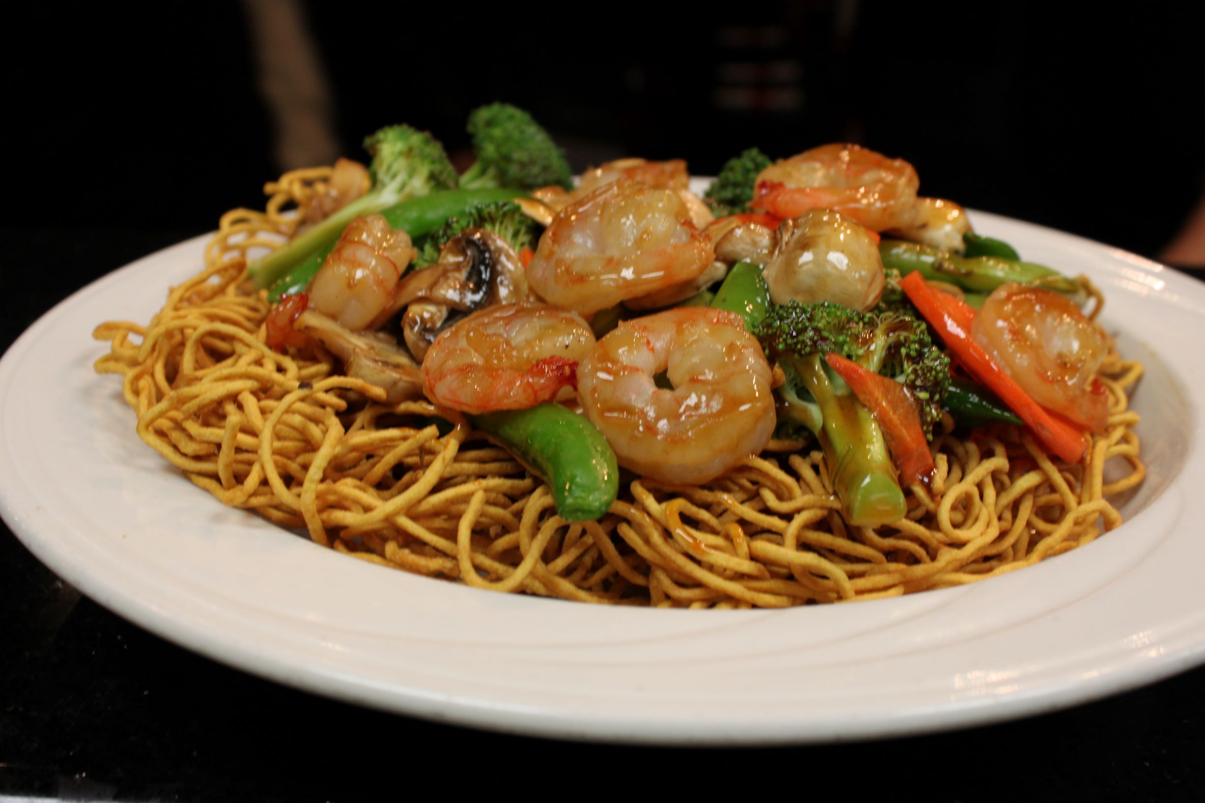 Order Cantonese Crispy Noodles food online from Bamboo Bistro Westgate store, Austin on bringmethat.com