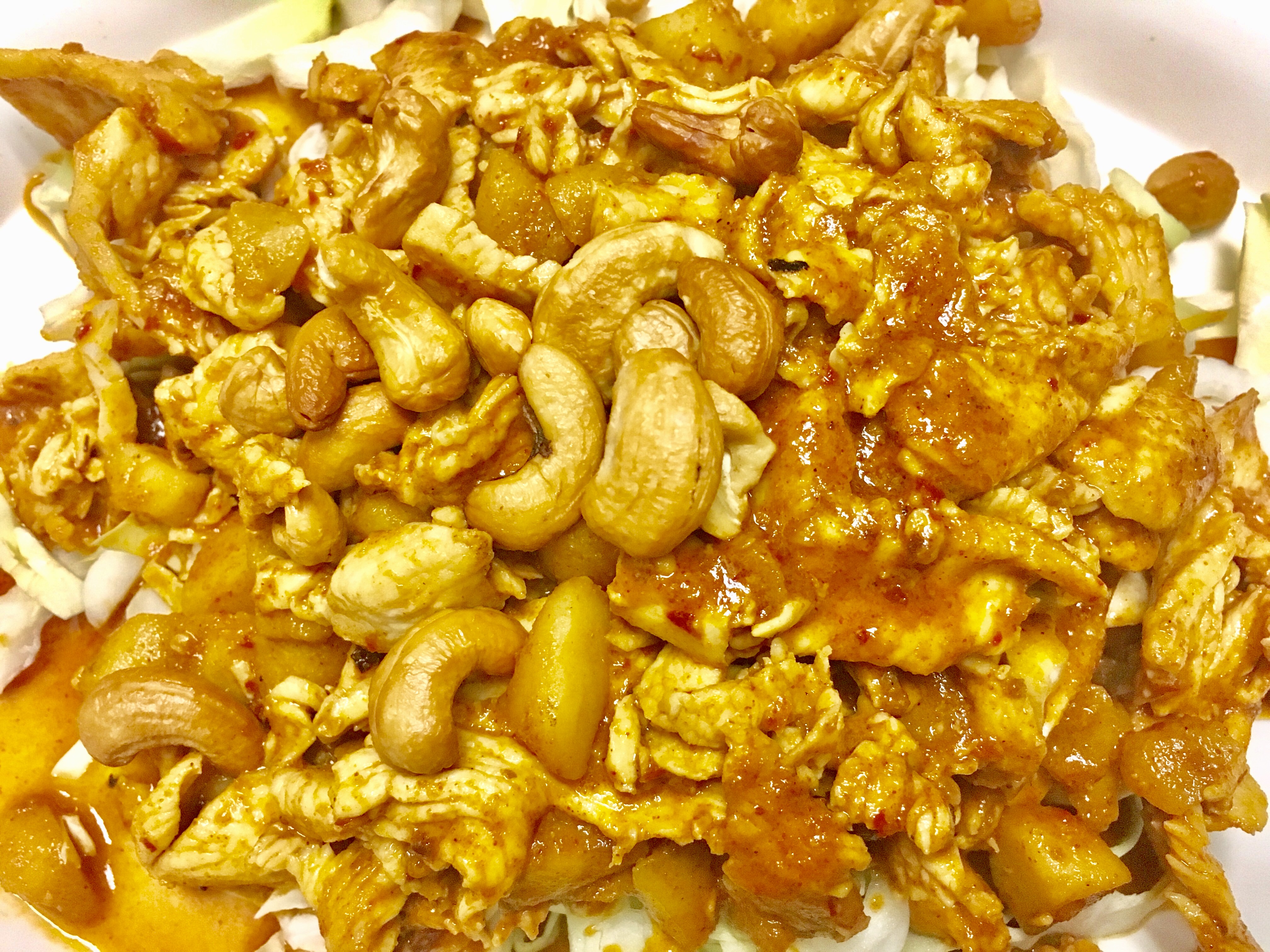 Order Cashew Nuts Chicken  food online from Thai Dishes Restaurant store, Santa Clarita on bringmethat.com