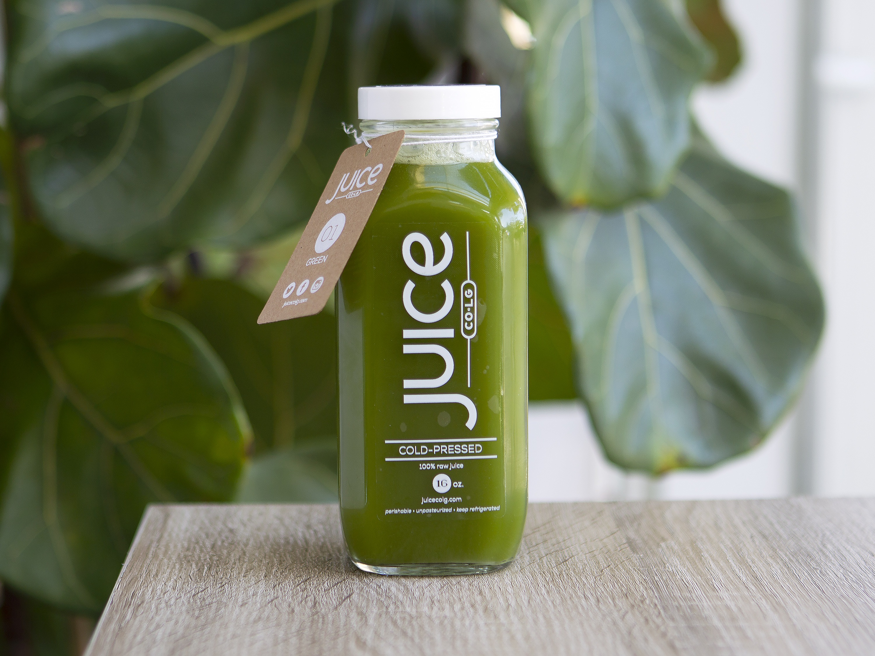 Order G01: Spinach + Cucumber + Apple + Lemon + Ginger food online from Juice Co. Lg store, Los Gatos on bringmethat.com