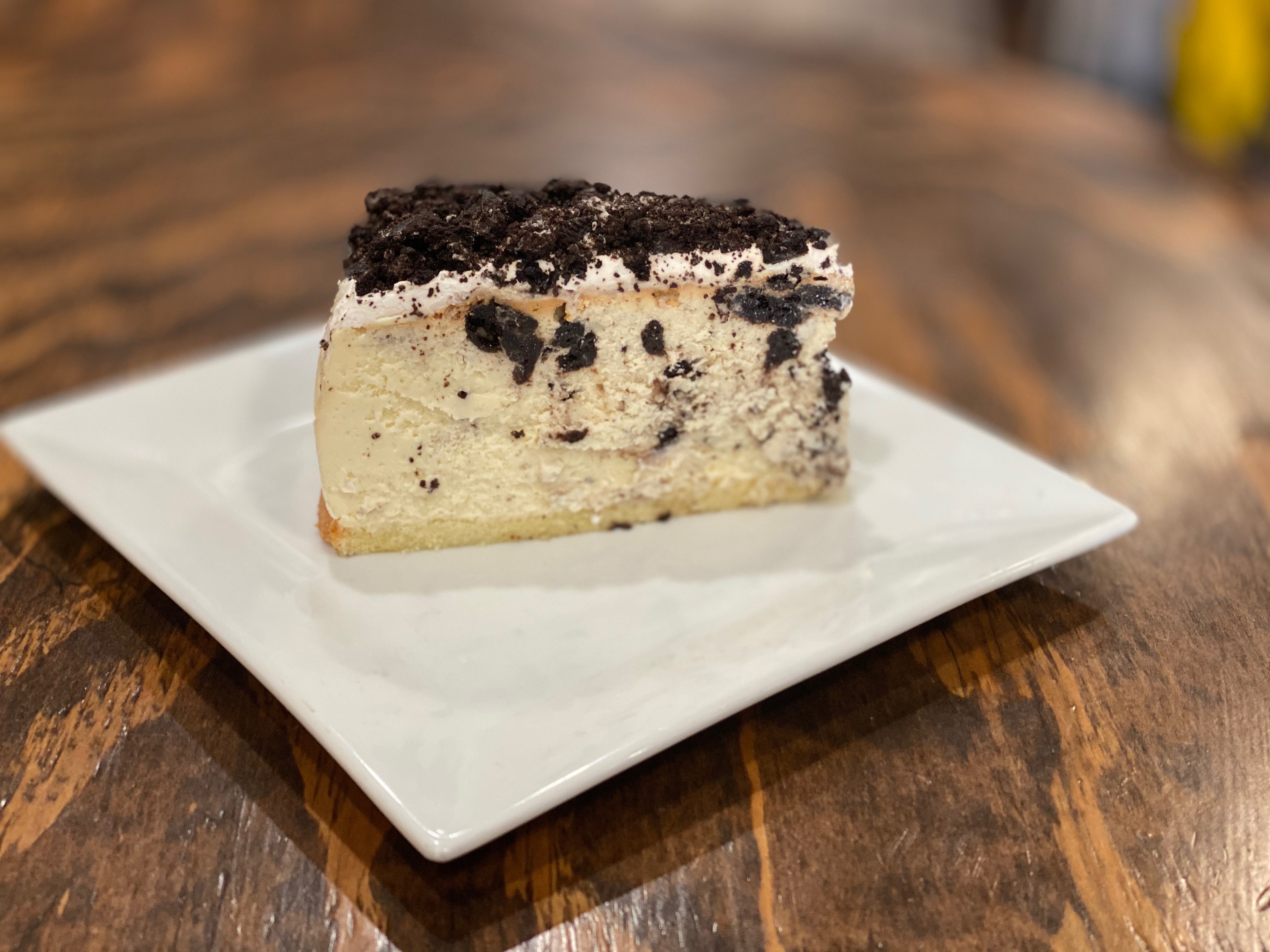 Order Oreo Cheesecake food online from San José Restaurant store, Bronx on bringmethat.com