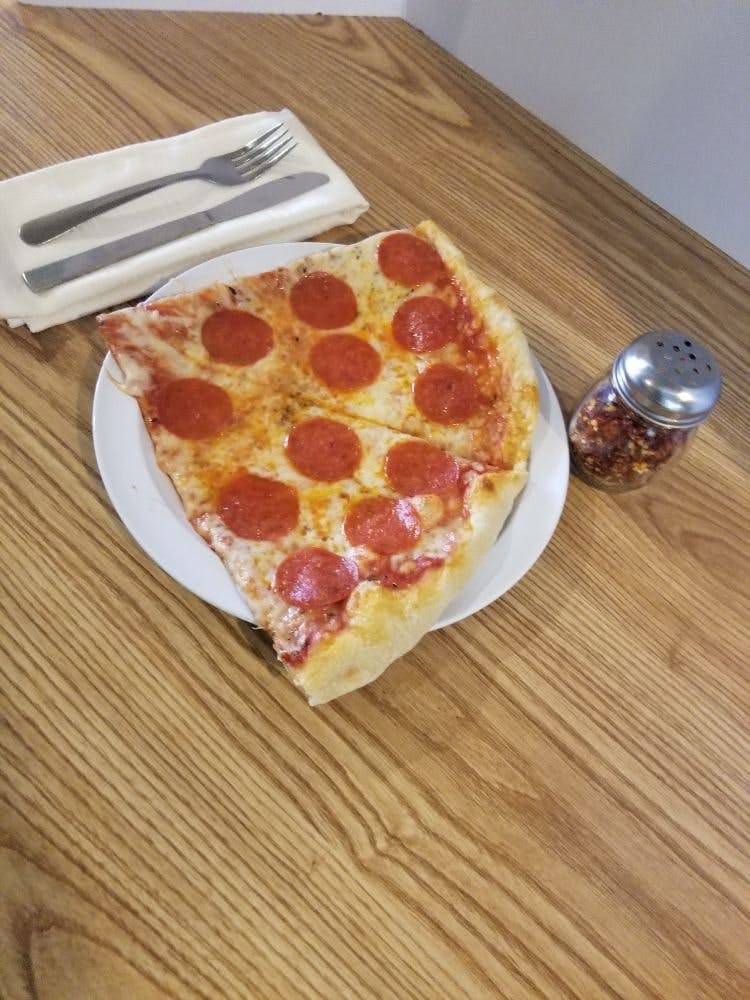 Order One Topping Pizza Slice - Slice food online from Italian Pizzeria store, Durham on bringmethat.com