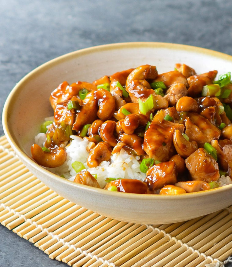Order Chicken with Cashew Nuts food online from Hunan Taste store, Springfield on bringmethat.com