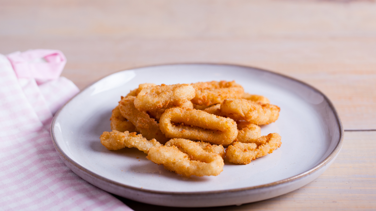 Order Onion Rings food online from Big Daddy Wings store, Modesto on bringmethat.com