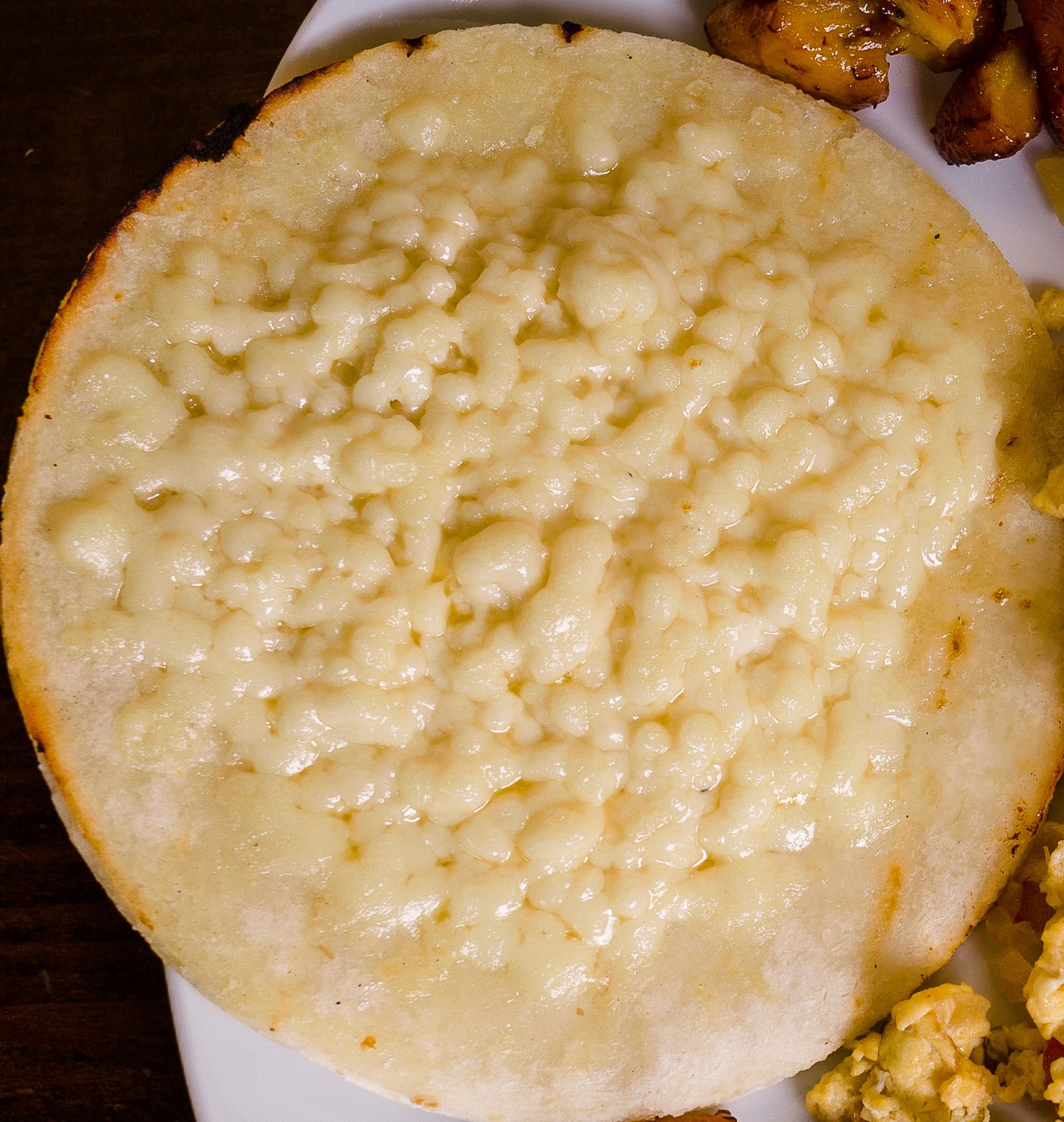 Order Arepa con Queso food online from El Cafetero Restaurant store, White Plains on bringmethat.com