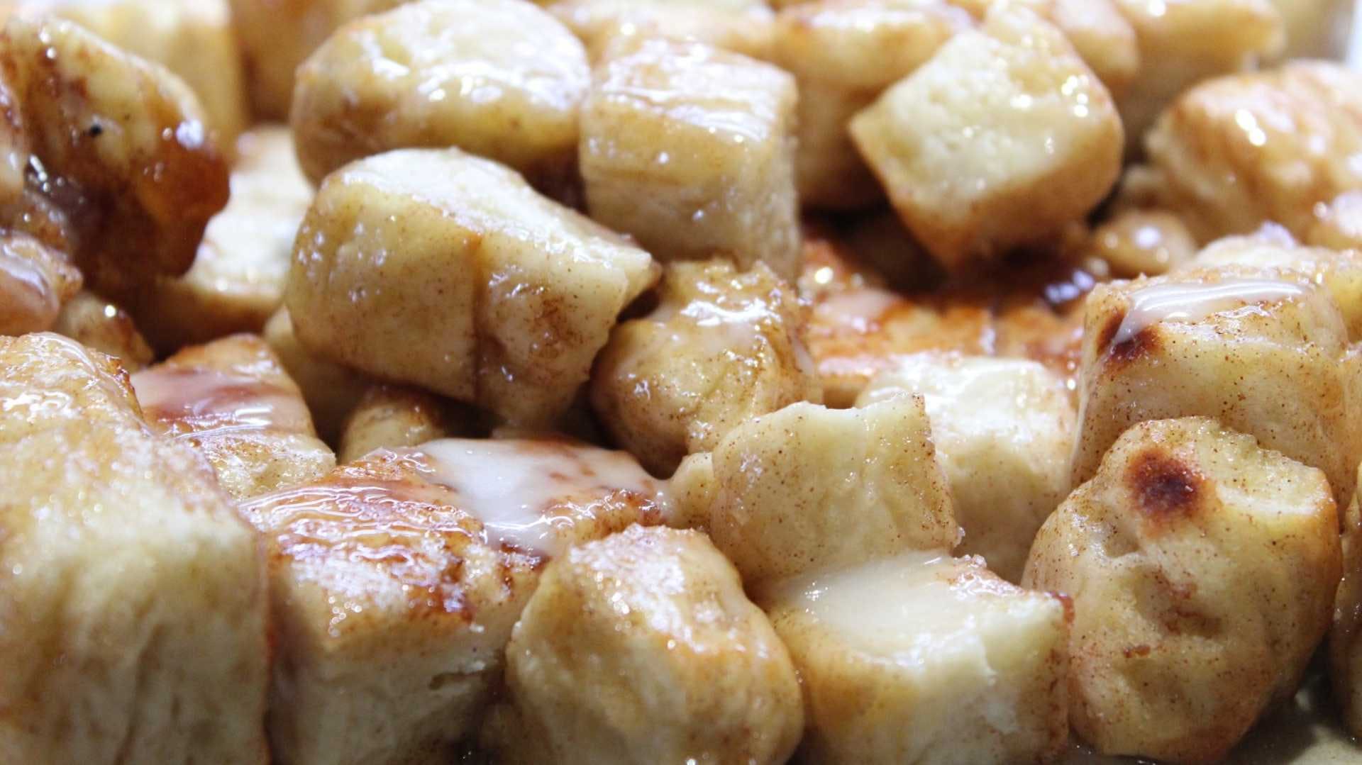 Order Monkey Bread - 1 Pan food online from Mr Gatti Pizza store, Pikeville on bringmethat.com